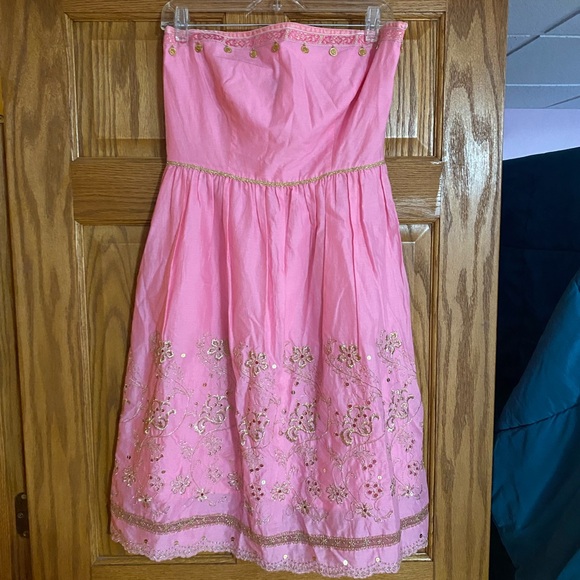 Express Strapless Barbie Pink Embroidered Dress Gold Accents Size 8 - Picture 5 of 13